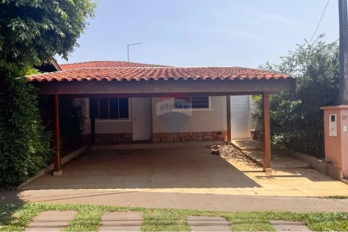 Locação - Casa 3 Dormitórios em Condomínio Vila D Itália - no Jardim Interlagos - Ribeirão