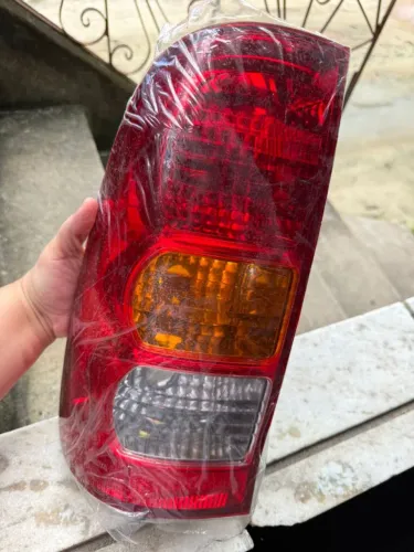 Lanterna Traseira Hilux SRV 2005 a 2011 modelo Original 