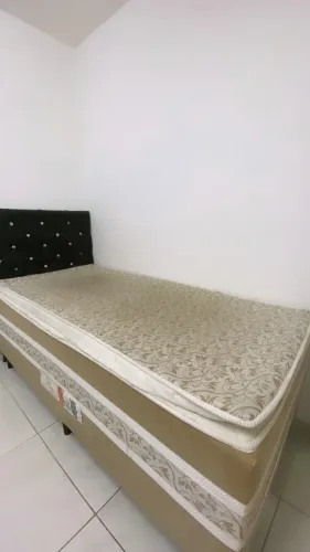 Cama de solteiro + cabeceira