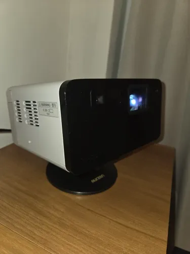 Projetor Epson EpiqVision EF-21 Laser Full HD + Base Aurzen (Na Garantia)