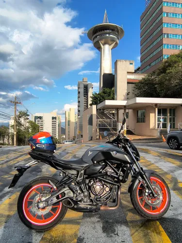 **YAMAHA MT-07 2023 -MOTO DE PROCEDÊNCIA ABSOLUTA, IMPECÁVEL E PRONTA PARA RODAR!**