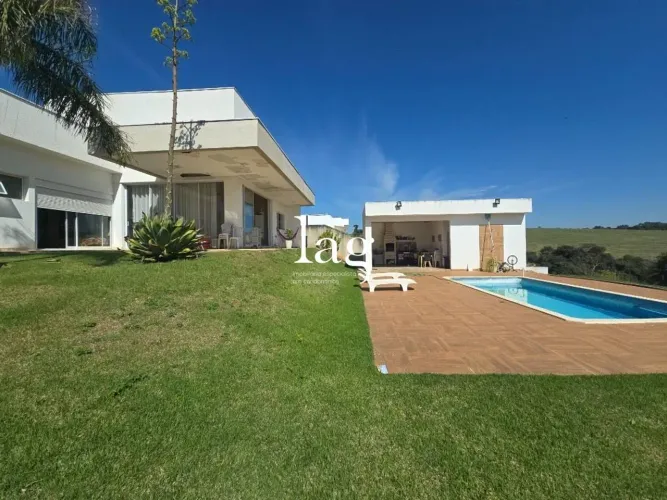 Casa com 3 quartos à venda, 247 m² - Condomínio Village Ipanema - Araçoiaba da Serra/SP