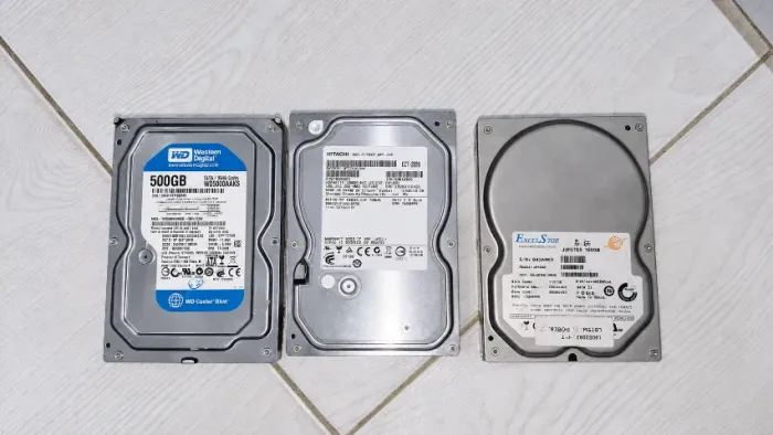 Lote 3 HDs SATA Desktop - 500GB + 160GB + 160GB - Sem Testes