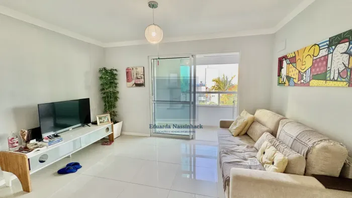 APARTAMENTO 02 DORMITÓRIOS 200M DO MAR NA PRAIA BRAVA