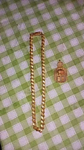 Está em perfeito estado limpo 100$ moeda antiga, vai com pigente