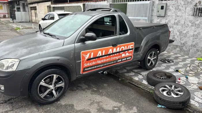 Chevrolet Montana 1.4 8V Conquest Econoflex 2P 2010
