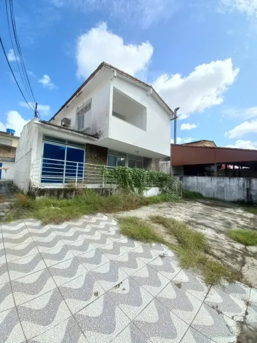 Aluga excelente imóvel próximo ao Arena das Dunas
