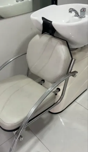 Lavatório de louça para Salão de Beleza