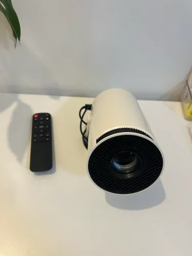 Mini Projetor Portátil HY300 Premium 5G Wi-Fi 6 Bluetooth 5.0 Android 11 4K 1080P Full HD
