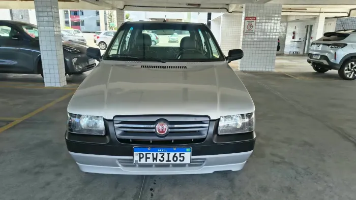 Fiat Uno Mille Celeb/celeb.econ 1.0 F.flex 4P 2013