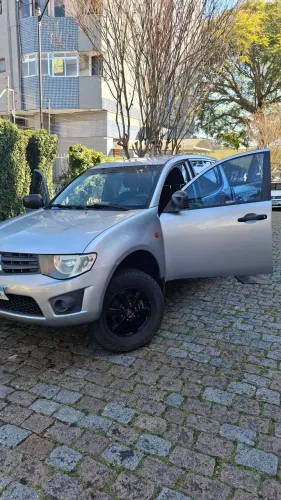 Mitsubishi L200 Triton GLX 3.2 CD TB Int.diesel MEC 2016