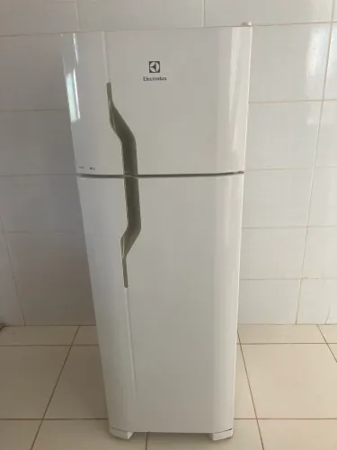 Geladeira Eletrolux