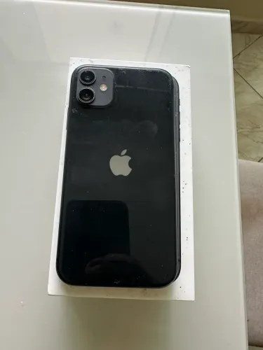 iPhone 11