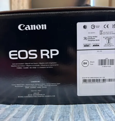 Canon EOS RP - Câmera Full Frame 4K