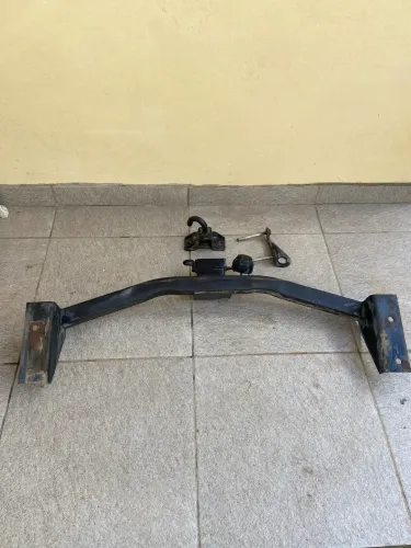 Ferragem conjunto de engate de reboque traseiro
