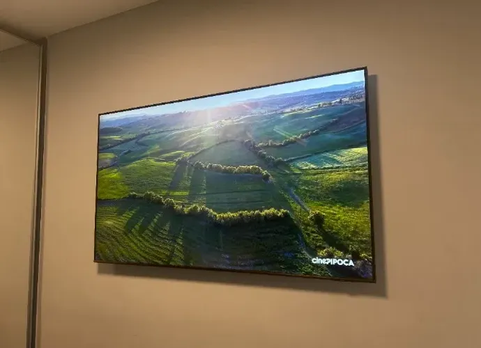 Samsung Smart TV 65" QLED 4K - 65Q60B
