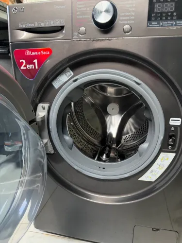 Máquina LG lava e seca 11 kg