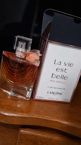 La Vie Est Belle Íris Absolu  