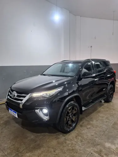 Toyota Hilux SW4 SRX 4X4 2.8 TDI 16V Dies. Aut. 2019