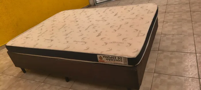 Cama box com colchão