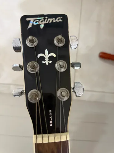 Violão tagima dallas