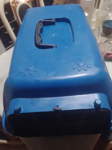 Vende-se uma casinha de transporte