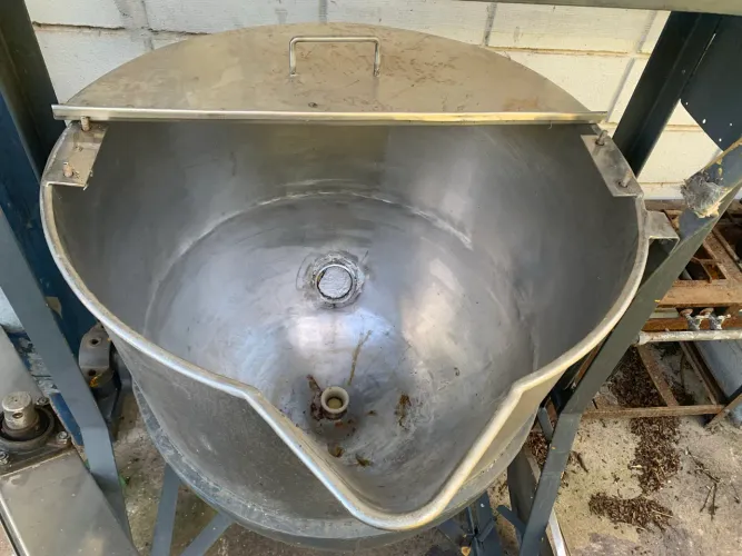 Misturador Industrial Inox com Suporte - R$ 3.500,00