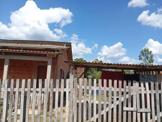 Vendo ou troco casa no panorama