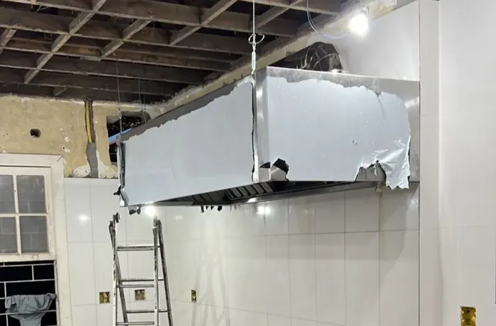 Coifa inox 200x100 com sistema de filtros ineciais 