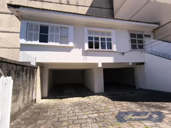 Casa- Petrópolis, Alto da Serra