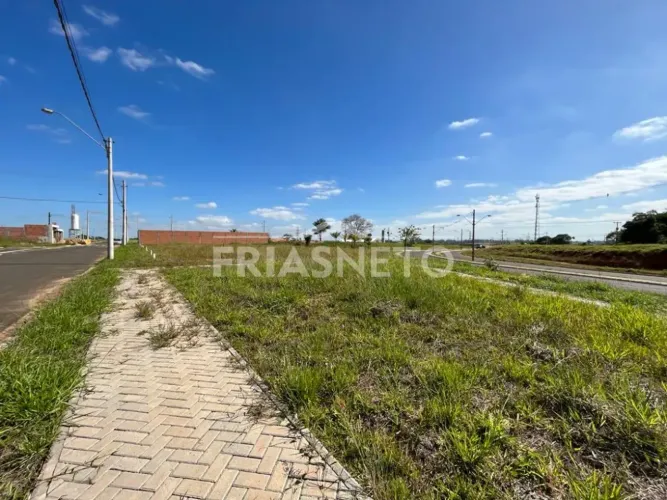 Terreno à venda no bairro Conquista