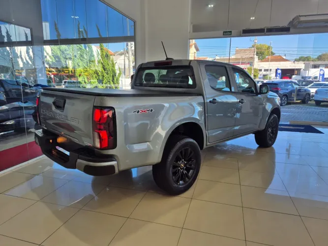 Chevrolet S10 Pick-up WT 2.8 TDI 4X4 CD Diesel AUT 2027
