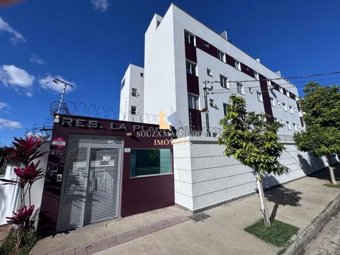 Apartamento no bairro Planalto 2 quartos, 2 vagas.