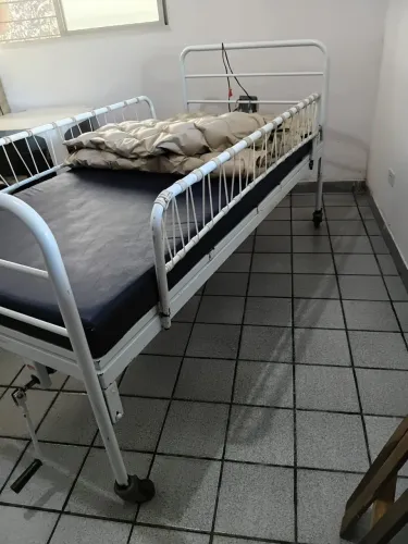 Cama hospitalar Seminova - Negociável