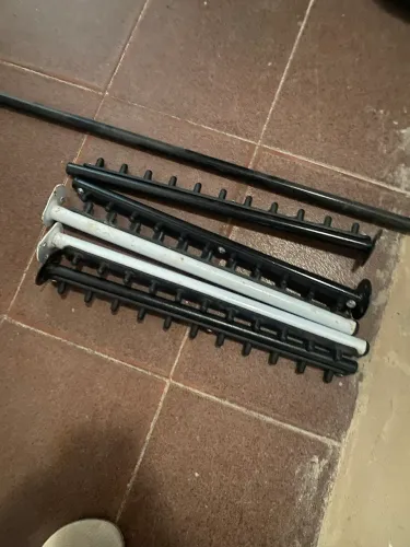 5 expositor e 1 arara de parede 