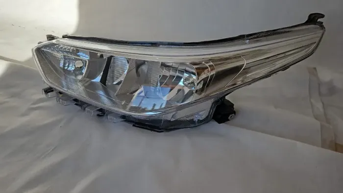 Farol Esquerdo Toyota Yaris 2019 até 2023 original