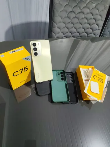 Realme C75  8/256