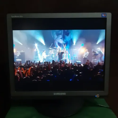 Monitor Lcd 19 pol Samsung Modelo: 931B Fabricado nos USA