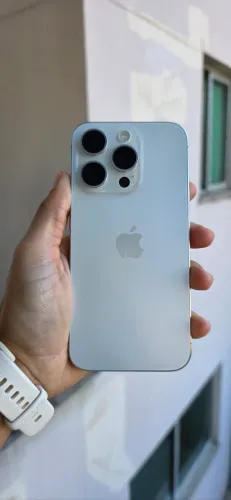 Iphone 15 Pro Branco | 256gb