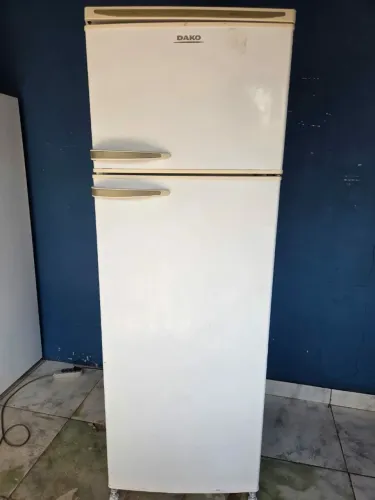 Vendo geladeira Dako