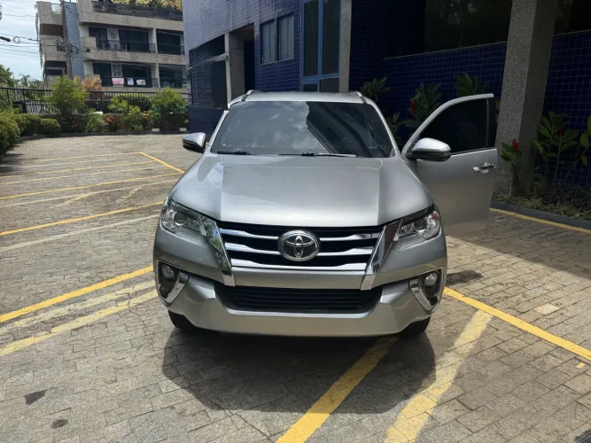 Toyota Hilux SW4 SRV 4X2 2.7 Flex 16V Aut. 2018