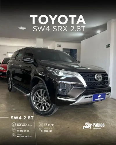 Toyota Hilux SW4 SRX 4X4 2.8 TDI 16V Dies. Aut. 2021