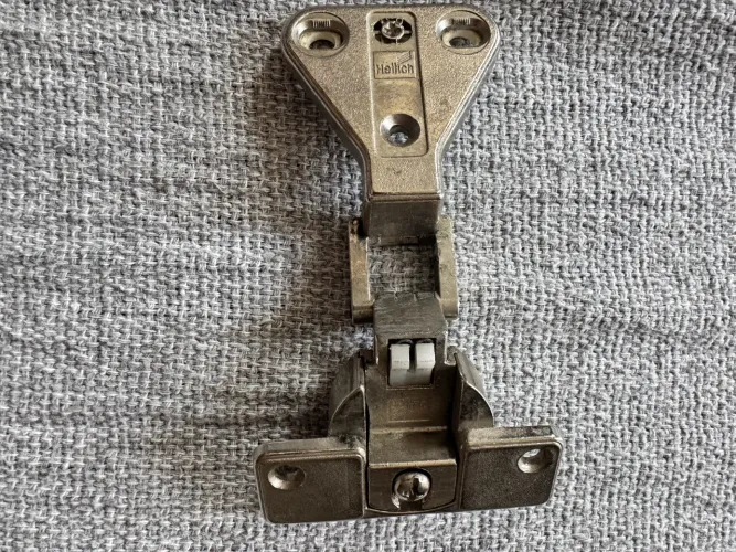 Kit 3 Dobradiças 270º Para Móveis Hettich