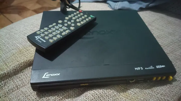 DvD karaoke Lenox,não está abrindo a bandeja