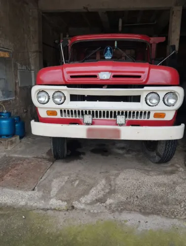 Ford F-600 1968 (Impecável)