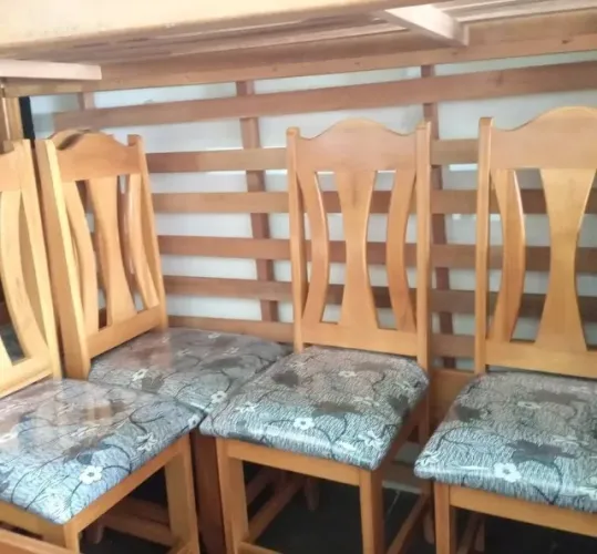 Cadeiras estofadas