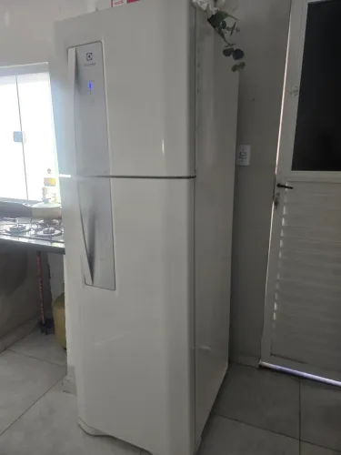 GELADEIRA ELETROLUX Df42 127v