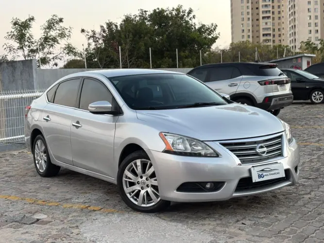 Nissan Sentra SL 2.0/ 2.0 Flex Fuel 16V Aut. 2015