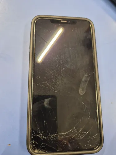 Vende se iphone 11 pro max