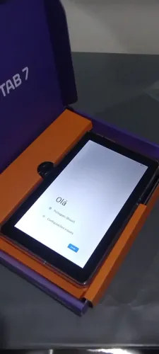Tablet Positivo 7 polegadas na caixa